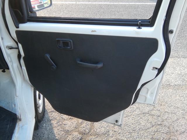 ハイゼットカーゴ スペシャルクリーン　レンタカーアップ　４ナンバー商用バン　ＥＴＣ　ラジオ　ライトレベライザー　両側スライドドア　エアコン　パワーステアリング　ダブルエアバック（31枚目）