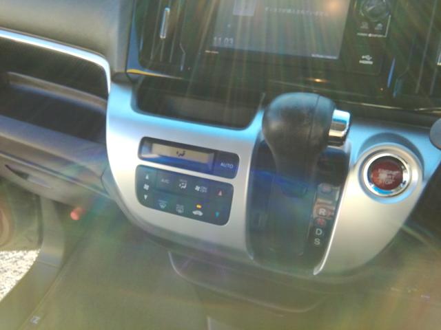 Ｎ－ＷＧＮカスタム Ｇ・ターボパッケージ　走行６８６２０ＫＭ　バックカメラ　Ｂｌｕｅｔｏｏｔｈ　ワンセグＴＶ　ＣＤ再生　パドルシフト　オートＨＩＤライト　フォグランプ　電動格納ミラー　アイドリングストップ　横滑り防止　１４インチＡＷ（9枚目）