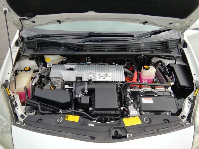 プリウス Ｓ　バックカメラ　ＳＤナビ　フルセグＴＶ　Ｂｌｕｅｔｏｏｔｈ　ＣＤ／ＤＶＤ再生　オートＨＩＤライト　フォグランプ　アイドリングストップ　横滑り防止　電動格納ミラー　ＥＴＣ　１５インチＡＷ　プッシュスタート（42枚目）