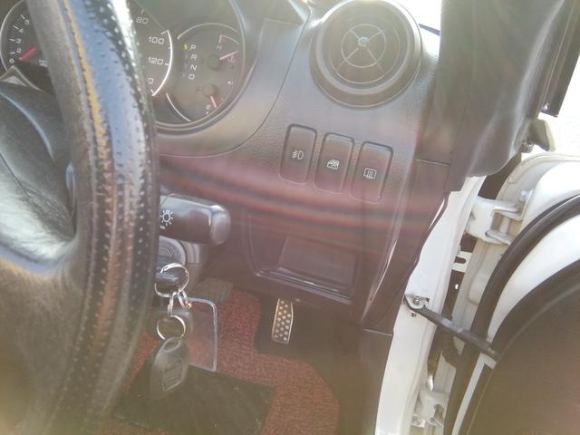 �c�Ǝ��Ԃ͂P�O�F�O�O�`�P�X�F�O�O�@�y�E���E�j�����c�Ƃ��Ă��܂��I�@�@���T���j���͒�x�������������Ă���܂����i�Q�@�Q�j��