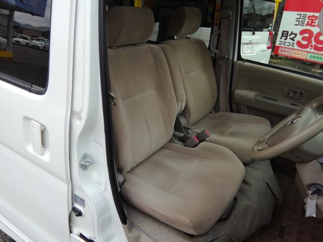 アトレーワゴン 　リヤシートリフト　福祉車両　電動格納ミラー　ＣＤ再生　ラジオ　ライトレベライザー　社外１３インチアルミホイール　キーレス　オートエアコン　パワーステアリング　パワーウィンドウ　ＡＢＳ　ダブルエアバック（12枚目）