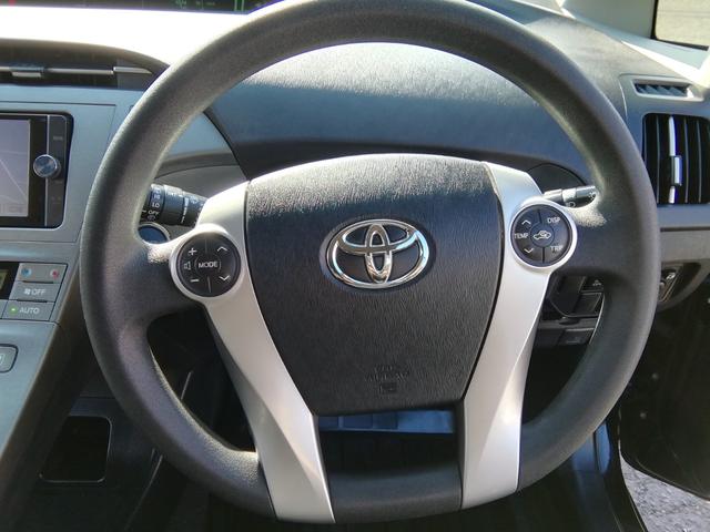 プリウス Ｓ　ワンオーナー　走行３６２９０ＫＭ　バックカメラ　ＳＤナビ　フルセグＴＶ　Ｂｌｕｅｔｏｏｔｈ　ＣＤ／ＤＶＤ　アイドリングストップ　横滑り防止　電動格納ミラー　ステアリングスイッチ　ＨＩＤライト　フォグ（29枚目）