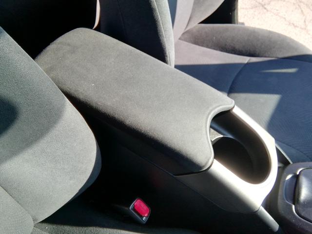 プリウス Ｓ　ワンオーナー　走行３６２９０ＫＭ　バックカメラ　ＳＤナビ　フルセグＴＶ　Ｂｌｕｅｔｏｏｔｈ　ＣＤ／ＤＶＤ　アイドリングストップ　横滑り防止　電動格納ミラー　ステアリングスイッチ　ＨＩＤライト　フォグ（44枚目）