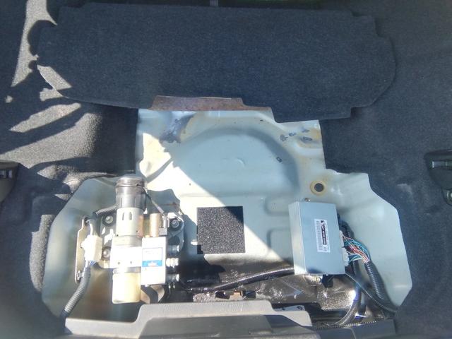 コペン アクティブトップ　ＳＤナビ　フルセグＴＶ　ＣＤ再生　両席ヒーター付赤革シート　ＭＯＭＯステアリング　フォグランプ　社外１６インチアルミホイール　ＥＴＣ　キーレス　ターボ　タイミングチェーン　エアコン　ＰＳ　ＰＷ　ＡＢＳ（36枚目）