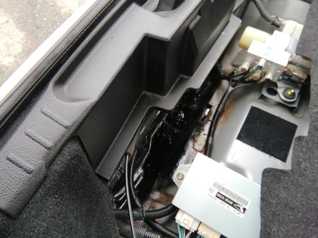 コペン アクティブトップ 両席ヒーター付赤革シート MOMOステアリング CD再生 ラジオ フォグランプ 14インチアルミホイール キーレス ターボ タイミングチェーン エアコン パワーステアリング パワーウィンドウ ABS(2枚目)