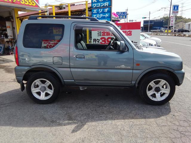 ジムニー ランドベンチャー　４ＷＤ切替　ハードカバー付き背面タイヤ　ルーフレール　１６インチアルミホイール　ＥＴＣ　電動格納ミラー　社外ＬＥＤヘッドライト　フォグランプ　キーレス　エアコン　パワーステアリング　パワーウィンドウ（34枚目）