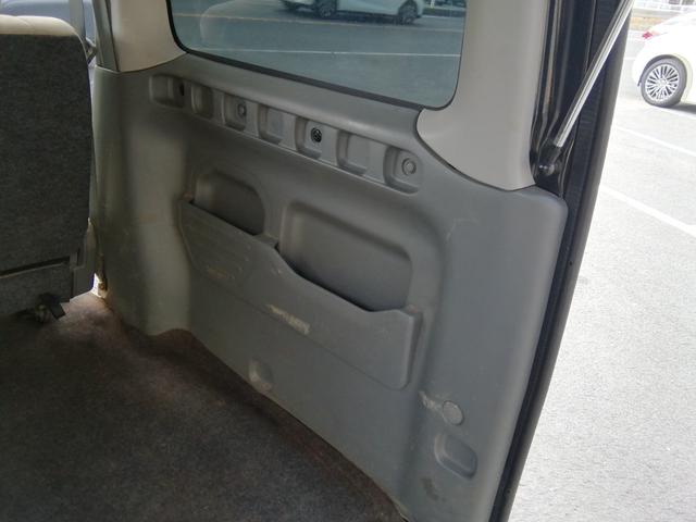 クリッパーリオ Ｅ　タイミングベルト交換ステッカー有　両側スライドドア　ラジオ　ライトレベライザー　エアコン　パワーステアリング　パワーウィンドウ　ＡＢＳ　ダブルエアバック（9枚目）