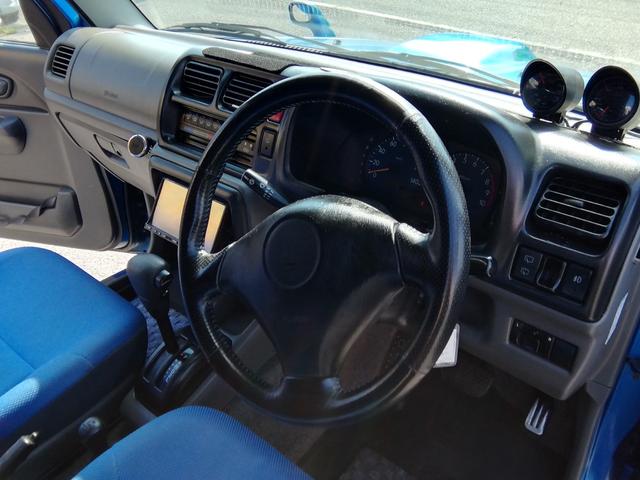 �c�Ǝ��Ԃ͂P�O�F�O�O�`�P�X�F�O�O�@�y�E���E�j�����c�Ƃ��Ă��܂��I�@�@���T���j���͒�x�������������Ă���܂����i�Q�@�Q�j��