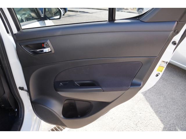 スイフト ＲＳ　車検整備２年付き・純正フルエアロ・ナビ・ワンセグＴＶ・ＣＤ／ＤＶＤビデオ再生・ＥＴＣ・社外ＨＫＳマフラー・スマートキー・プッシュスタート・ドライブレコーダー・オートエアコン・純正アルミホイール（33枚目）