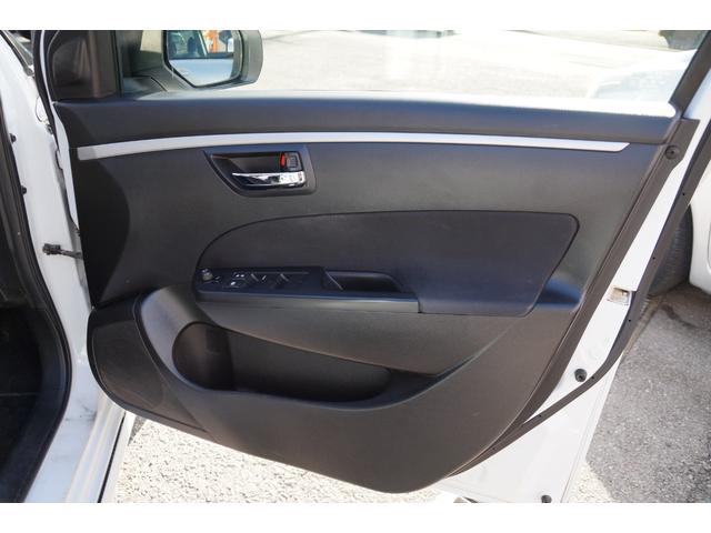 スイフト ＲＳ　車検整備２年付き・純正フルエアロ・ナビ・ワンセグＴＶ・ＣＤ／ＤＶＤビデオ再生・ＥＴＣ・社外ＨＫＳマフラー・スマートキー・プッシュスタート・ドライブレコーダー・オートエアコン・純正アルミホイール（34枚目）