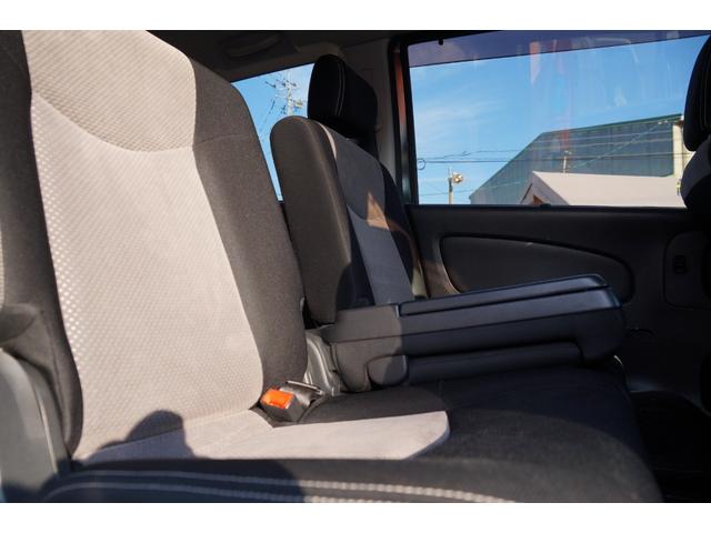 セレナ ライダー　ブラックライン　純正ナビ・Ｂｌｕｅｔｏｏｔｈオーディオ・バックカメラ・フルセグＴＶ・ＣＤ／ＤＶＤビデオ再生・ＨＩＤヘッドランプ・両側電動スライドドア・オートライト・Ｗオートエアコン・クルコン・スマートキー・ＥＴＣ（34枚目）