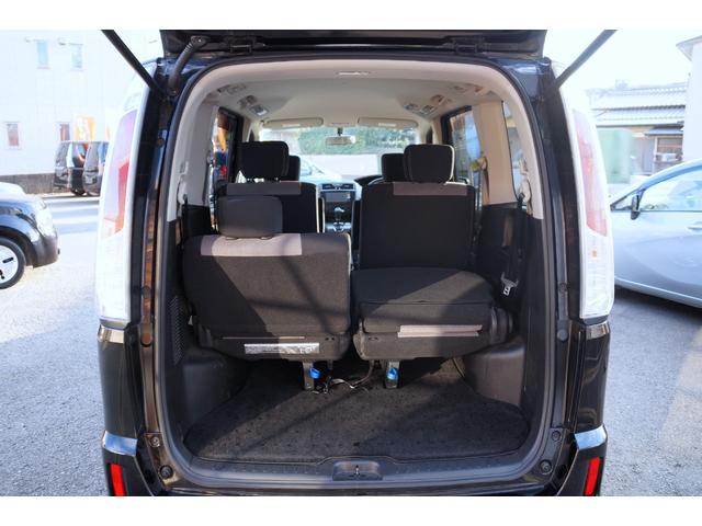 セレナ ライダー　ブラックライン　純正ナビ・Ｂｌｕｅｔｏｏｔｈオーディオ・バックカメラ・フルセグＴＶ・ＣＤ／ＤＶＤビデオ再生・ＨＩＤヘッドランプ・両側電動スライドドア・オートライト・Ｗオートエアコン・クルコン・スマートキー・ＥＴＣ（39枚目）