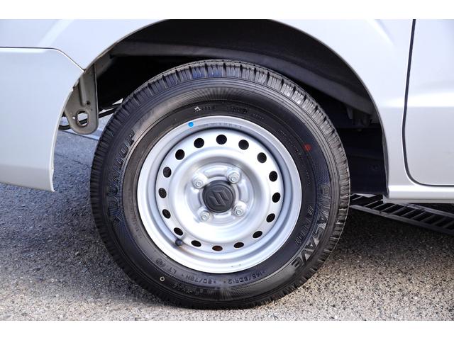 エブリイ ＰＡリミテッド　車検整備２年付・レンタＵＰ・キーレス・ナビ・Ｂｌｕｅｔｏｏｔｈオーディオ・ＣＤ／ＤＶＤビデオ・Ｂカメラ・ＥＴＣ・プライバシーガラス・エアコン・パワステ・４速オートマ・両側スライドドア・可倒式リアシート（14枚目）