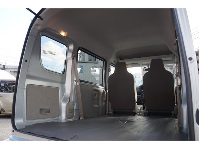 エブリイ ＰＡリミテッド　車検整備２年付・レンタＵＰ・キーレス・ナビ・Ｂｌｕｅｔｏｏｔｈオーディオ・ＣＤ／ＤＶＤビデオ・Ｂカメラ・ＥＴＣ・プライバシーガラス・エアコン・パワステ・４速オートマ・両側スライドドア・可倒式リアシート（31枚目）