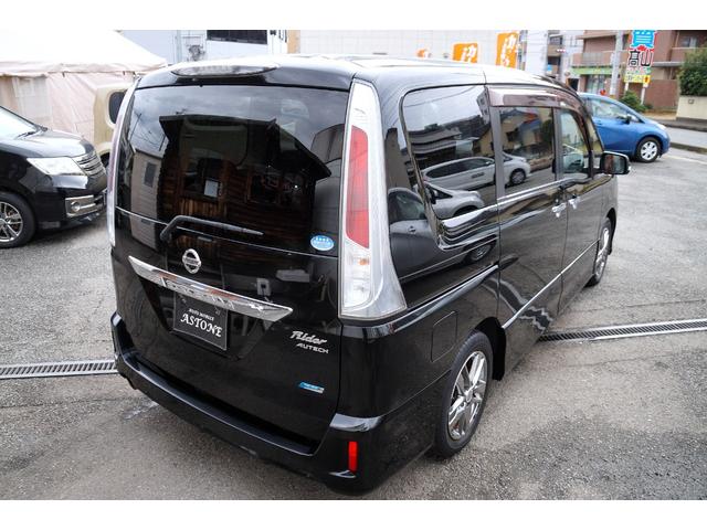 セレナ ライダー 車検整備2年付・ナビ・Bluetoothオーディオ・フルセグTV・Bカメラ・CD/DVDビデオ再生・CD録音・スマートキー・両側電動スライド・HIDヘッドランプ・オートエアコン・オートライト・ETC(13枚目)