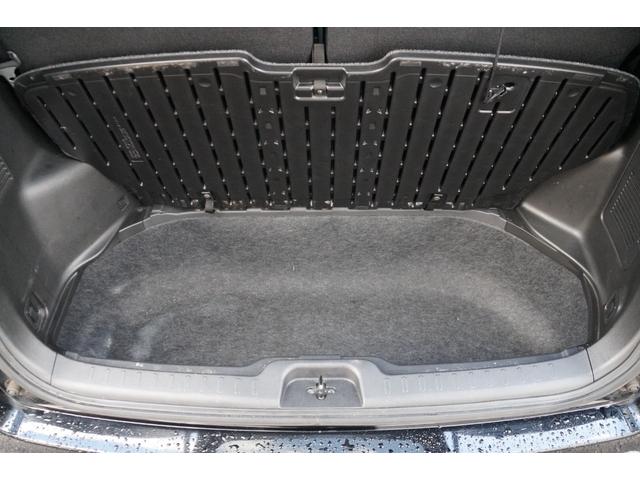 セレナ ライダー 車検整備2年付・ナビ・Bluetoothオーディオ・フルセグTV・Bカメラ・CD/DVDビデオ再生・CD録音・スマートキー・両側電動スライド・HIDヘッドランプ・オートエアコン・オートライト・ETC(40枚目)