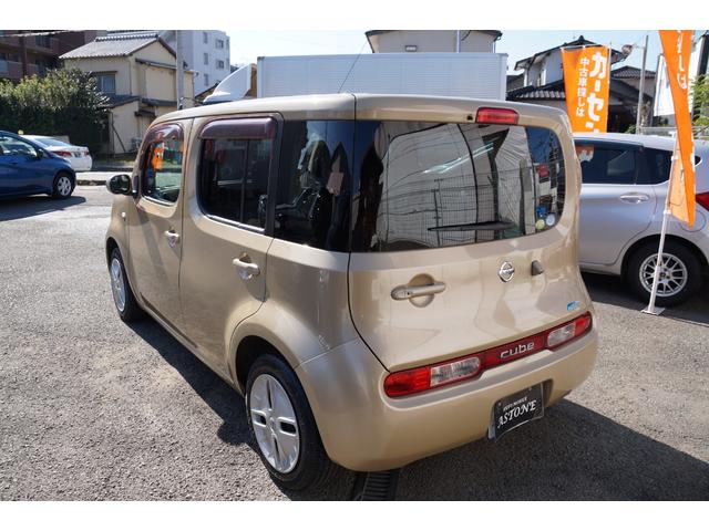 キューブ １５Ｘ　Ｍセレクション　車検令和８年７月３１日・純正ナビ・バックカメラ・ワンセグＴＶ・Ｂｌｕｅｔｏｏｔｈオーディオ・ＣＤ／ＤＶＤビデオ・スマートキー・プッシュスタート・ベンチシート・分割可倒式リアシート・パワステ・ＰＷ（11枚目）