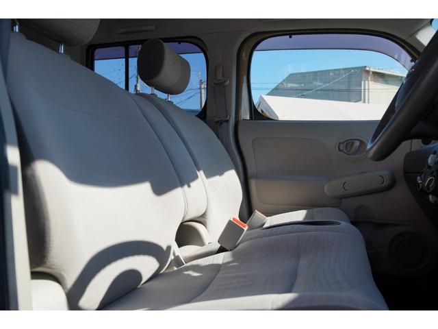キューブ １５Ｘ　Ｍセレクション　車検令和８年７月３１日・純正ナビ・バックカメラ・ワンセグＴＶ・Ｂｌｕｅｔｏｏｔｈオーディオ・ＣＤ／ＤＶＤビデオ・スマートキー・プッシュスタート・ベンチシート・分割可倒式リアシート・パワステ・ＰＷ（17枚目）