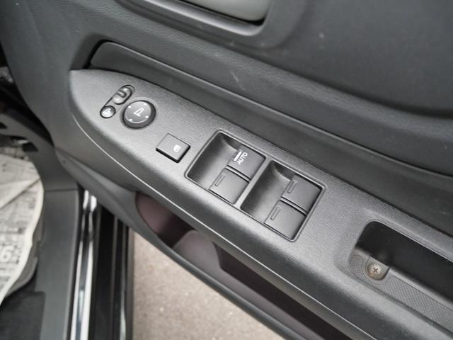 N-WGNカスタム G アイドリングストップ 純正ナビ スマートキー プッシュスターター オートエアコン 電動格納ドアミラー ベンチシート HIDヘッドライト 純正アルミホイール(7枚目)