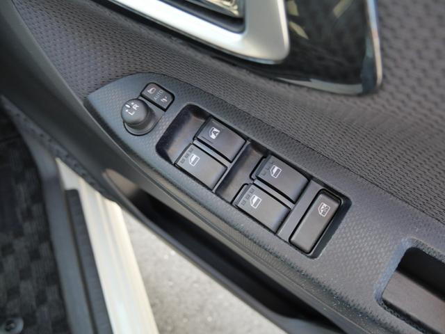 ムーヴ カスタム　Ｘ　ハイパーＳＡＩＩ　衝突軽減ブレーキ　アイドリングストップ　横滑り防止装置　ＬＥＤヘッドライト　純正エアロ　アルミホイール　ナビ　バックカメラ　スマートキー　プッシュスターター　電動格納ドアミラー（11枚目）