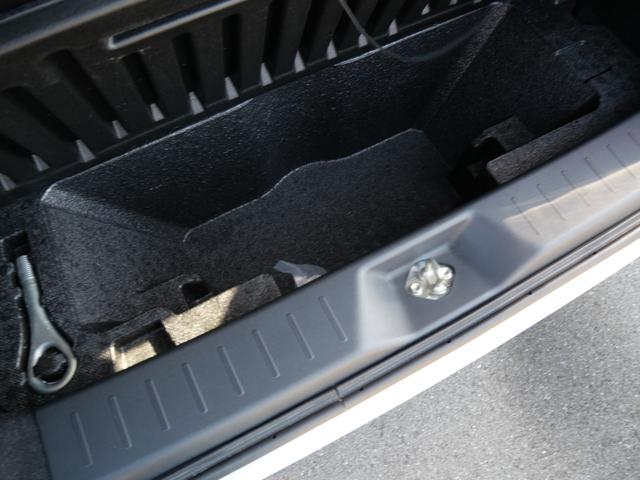 ムーヴ カスタム　Ｘ　ハイパーＳＡＩＩ　衝突軽減ブレーキ　アイドリングストップ　横滑り防止装置　ＬＥＤヘッドライト　純正エアロ　アルミホイール　ナビ　バックカメラ　スマートキー　プッシュスターター　電動格納ドアミラー（19枚目）