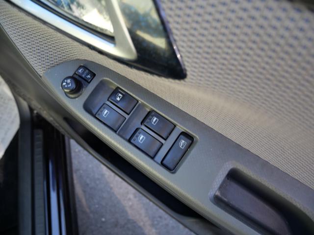 ムーヴ カスタム　ＲＳ　ハイパーＳＡ　衝突軽減ブレーキ　アイドリングストップ　横滑り防止装置　純正ナビ　バックカメラ　ＥＴＣ　スマートキー　プッシュスターター　ＬＥＤヘッドライト　純正エアロ　アルミ（14枚目）