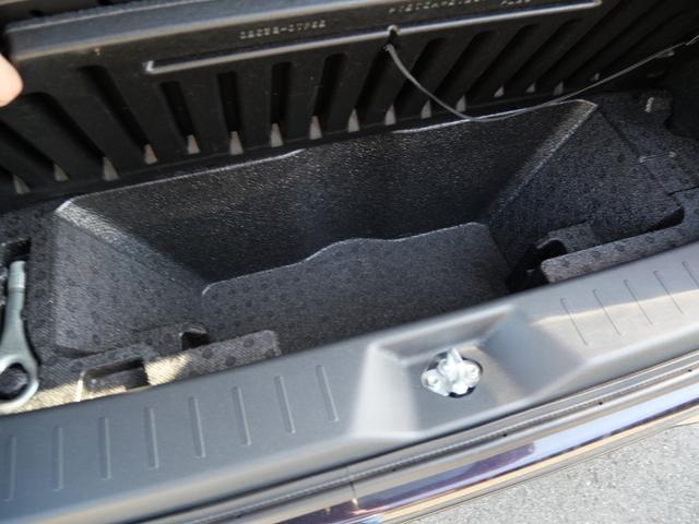 ムーヴ カスタム　ＲＳ　ハイパーＳＡ　衝突軽減ブレーキ　アイドリングストップ　横滑り防止装置　純正ナビ　バックカメラ　ＥＴＣ　スマートキー　プッシュスターター　ＬＥＤヘッドライト　純正エアロ　アルミ（24枚目）