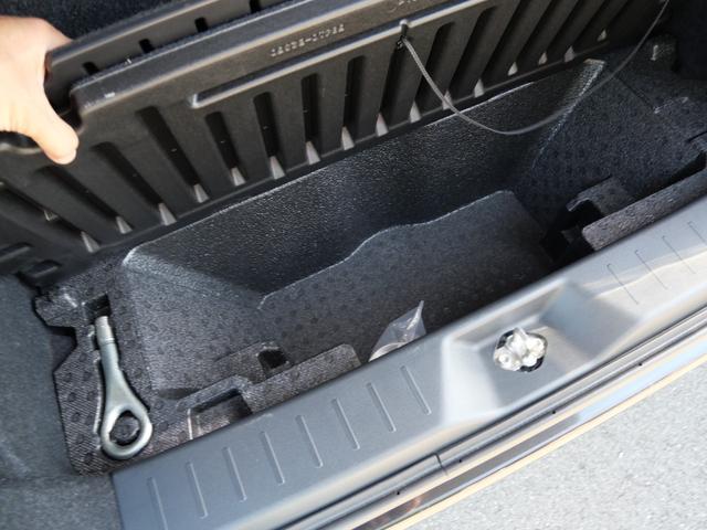 ムーヴ カスタム　Ｘ　ハイパーＳＡＩＩ　衝突軽減ブレーキ　アイドリングストップ　横滑り防止装置　ナビ　スマートキー　プッシュスターター　ＬＥＤヘッドライト　純正エアロ　アルミホイール　電動格納ドアミラー　ベンチシート（20枚目）