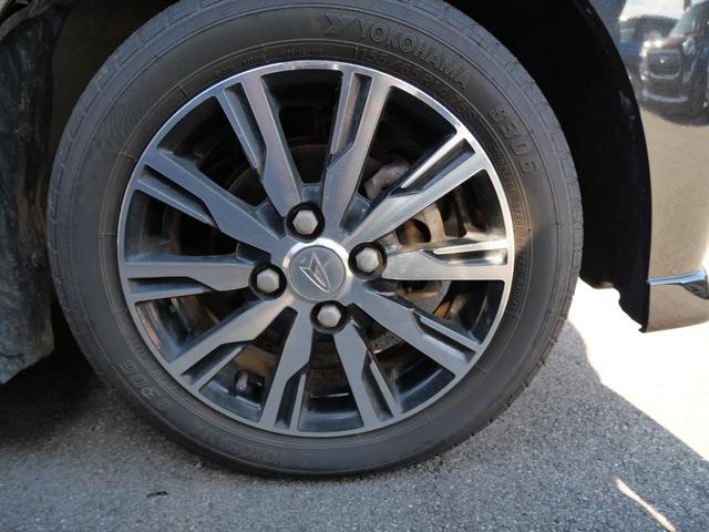 ムーヴ カスタム　Ｘ　ハイパーＳＡＩＩ　衝突軽減ブレーキ　アイドリングストップ　横滑り防止装置　ナビ　スマートキー　プッシュスターター　ＬＥＤヘッドライト　純正エアロ　アルミホイール　電動格納ドアミラー　ベンチシート（27枚目）