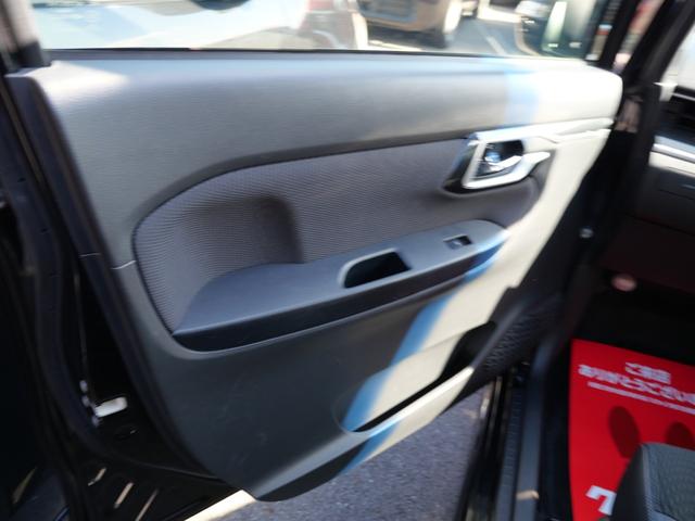 ムーヴ カスタム　Ｘ　ハイパーＳＡＩＩ　衝突軽減ブレーキ　アイドリングストップ　横滑り防止装置　ナビ　スマートキー　プッシュスターター　ＬＥＤヘッドライト　純正エアロ　アルミホイール　電動格納ドアミラー　ベンチシート（32枚目）