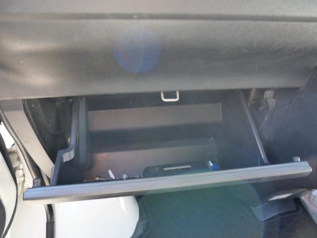 ハイゼットカーゴ ＤＸ　車検２年付　オートマ車　前席パワーウィンドウ　エアコン　パワーステアリング　両側スライドドア　運転席エアバック（11枚目）