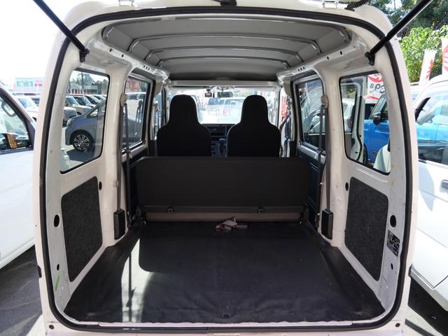 ハイゼットカーゴ ＤＸ　車検２年付　オートマ車　前席パワーウィンドウ　エアコン　パワーステアリング　両側スライドドア　運転席エアバック（18枚目）