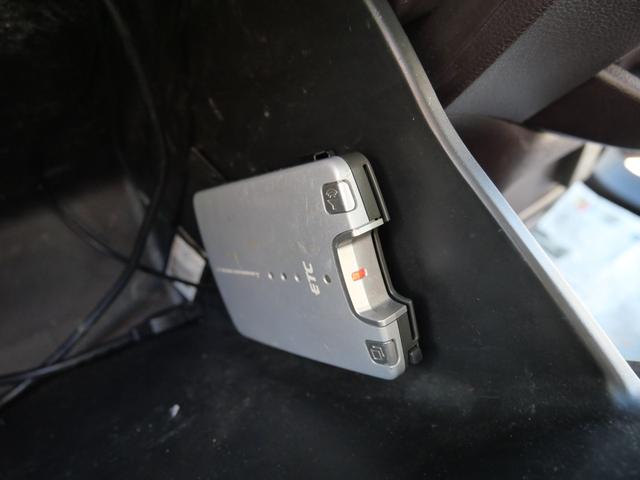 Ｎ－ＷＧＮカスタム Ｇ・Ａパッケージ　衝突軽減ブレーキ　アイドリングストップ　横滑り防止装置　ナビ　ＥＴＣ　スマートキー　プッシュスターター　電動格納ドアミラー　オートエアコン　ベンチシート　ＨＩＤヘッドライト　アルミホイール（3枚目）