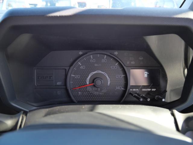 タフト X LEDヘッドライト ガラスルーフ スマートキー プッシュスターター オートライト 電動格納ドアミラー 衝突軽減ブレーキ クリアランスソナー 横滑り防止装置 アイドリングストップ(9枚目)