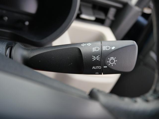 ムーヴ ＸリミテッドＩＩ　ＳＡＩＩＩ　衝突軽減ブレーキ　オートマチックハイビーム　横滑り防止装置　アイドリングストップ　ナビ　スマートキー　プッシュスターター　シートヒーター　オートライト（12枚目）