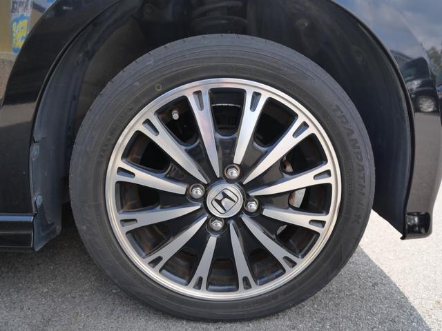 N-BOXカスタム G・ターボパッケージ 車検2年付 両側電動スライドドア ナビ 後席モニター スマートキー ETC プッシュスターター ベンチシート オートライト HIDヘッドライト 純正エアロ アルミホイール(32枚目)