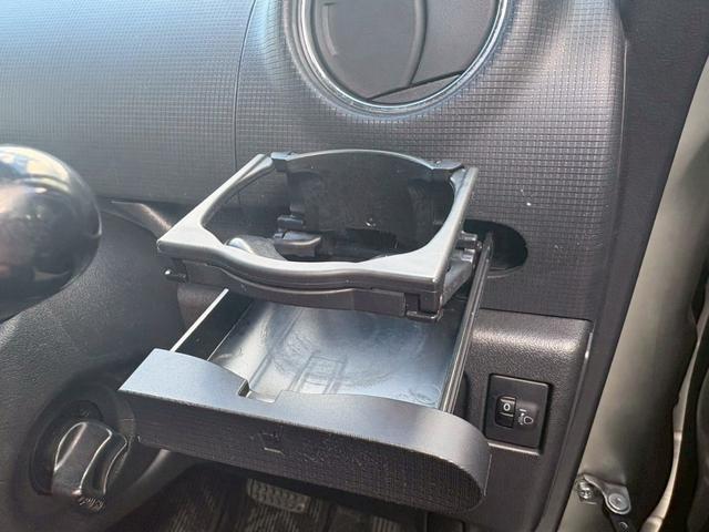 �^�]���ɂƂĂ�������ʒu�Ƀh�����N�z���_�[��ݒu����Ă���܂���