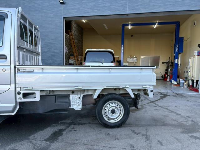 キャリイトラック KCエアコン・パワステ 5MT DVD Bluetooth ETC(10枚目)