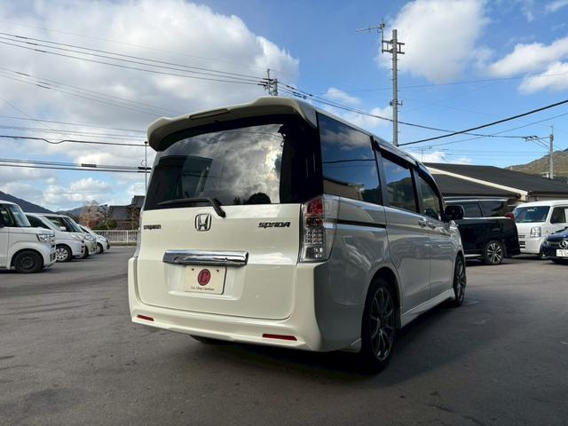 ステップワゴンスパーダ Ｚ　ＨＤＤナビ　両側電動スライドドア　ドライブレコーダー　後席モニター　バックカメラ　ＥＴＣ　ＴＶ　スマートキー　アルミホイール（15枚目）