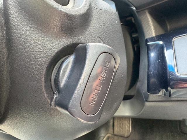 ステップワゴンスパーダ Ｚ　ＨＤＤナビ　両側電動スライドドア　ドライブレコーダー　後席モニター　バックカメラ　ＥＴＣ　ＴＶ　スマートキー　アルミホイール（25枚目）