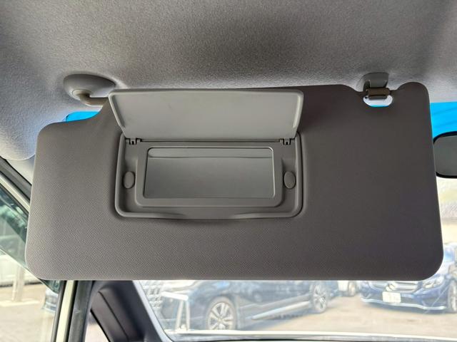 ステップワゴンスパーダ Ｚ　ＨＤＤナビ　両側電動スライドドア　ドライブレコーダー　後席モニター　バックカメラ　ＥＴＣ　ＴＶ　スマートキー　アルミホイール（36枚目）