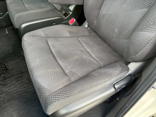 ステップワゴンスパーダ Ｚ　ＨＤＤナビ　両側電動スライドドア　ドライブレコーダー　後席モニター　バックカメラ　ＥＴＣ　ＴＶ　スマートキー　アルミホイール（49枚目）