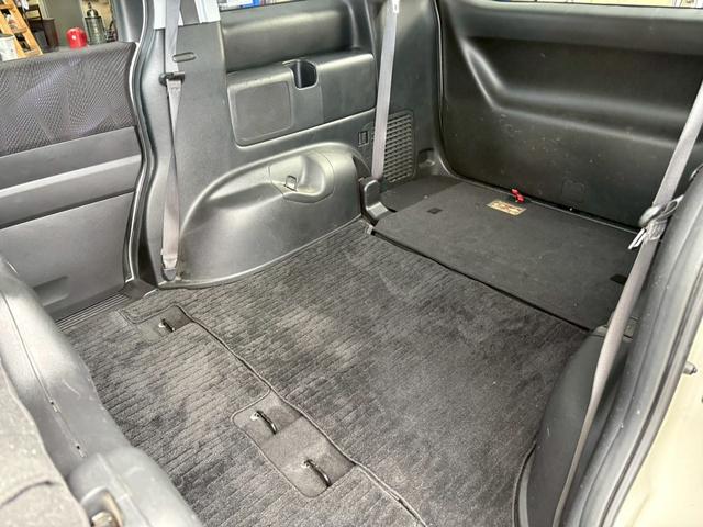 ステップワゴンスパーダ Ｚ　ＨＤＤナビ　両側電動スライドドア　ドライブレコーダー　後席モニター　バックカメラ　ＥＴＣ　ＴＶ　スマートキー　アルミホイール（68枚目）