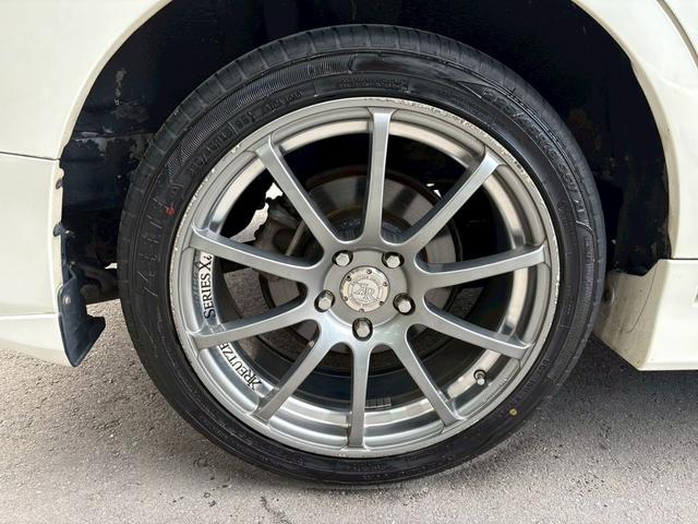 ステップワゴンスパーダ Ｚ　ＨＤＤナビ　両側電動スライドドア　ドライブレコーダー　後席モニター　バックカメラ　ＥＴＣ　ＴＶ　スマートキー　アルミホイール（77枚目）