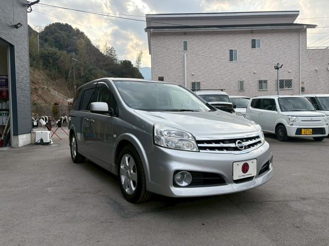 �����ł����q�l�ɂ���������������悤�ɁA���X�̃X�^�b�t�����J�ɖ����A�R�[�e�B���O�A���[���N���[�j���O���{���Ă̂��[�ԂƂȂ�܂��B