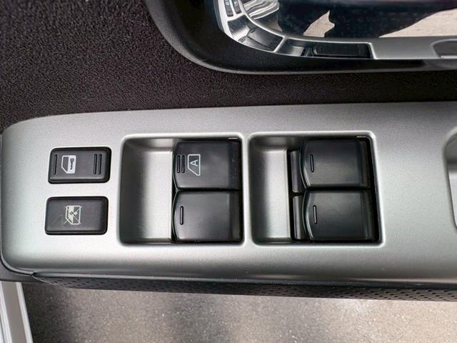 �p���[�E�B���h�E�̃X�C�b�`�ł��B�@���ׂĂ̑��̑S�E�S�J���I�[�g�łł��܂���