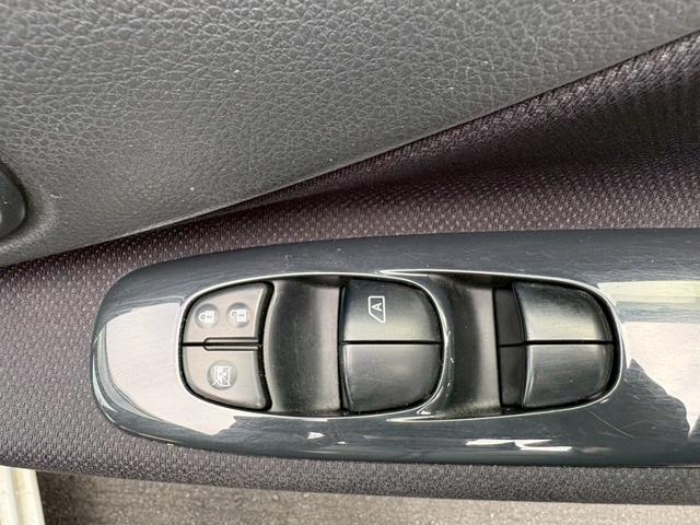 セレナ ハイウェイスター　Ｓ－ハイブリッド　エアロモード　ＳＤナビ　両側電動スライドドア　バックカメラ　ＥＴＣ　ＴＶ　スマートキー　アルミホイール（44枚目）