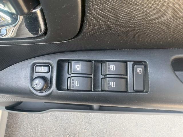 �p���[�E�B���h�E�̃X�C�b�`�ł��B�@���ׂĂ̑��̑S�E�S�J���I�[�g�łł��܂���