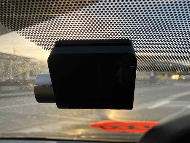 アクア Ｇ　Ｇ’ｓ　ドライブレコーダー　ＥＴＣ　バックカメラ　ナビ　ＴＶ　アルミホイール　オートライト　スマートキー　電動格納ミラー　ＣＶＴ　衝突安全ボディ　ＡＢＳ　ＣＤ　ＤＶＤ再生　Ｂｌｕｅｔｏｏｔｈ　エアコン（8枚目）