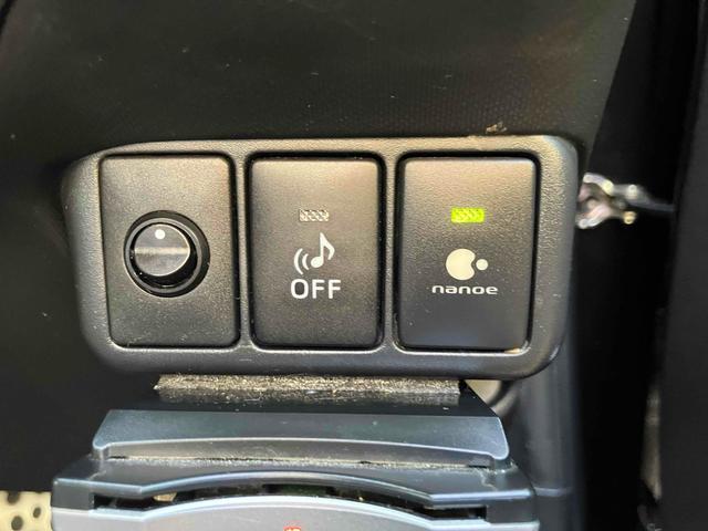 アクア Ｇ　Ｇ’ｓ　ドライブレコーダー　ＥＴＣ　バックカメラ　ナビ　ＴＶ　アルミホイール　オートライト　スマートキー　電動格納ミラー　ＣＶＴ　衝突安全ボディ　ＡＢＳ　ＣＤ　ＤＶＤ再生　Ｂｌｕｅｔｏｏｔｈ　エアコン（9枚目）